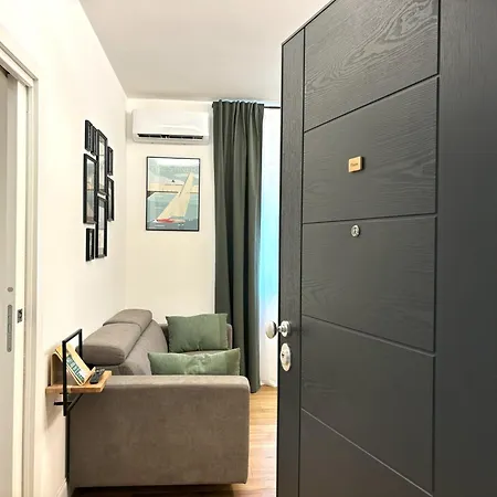 Rijeka Апартаменты *